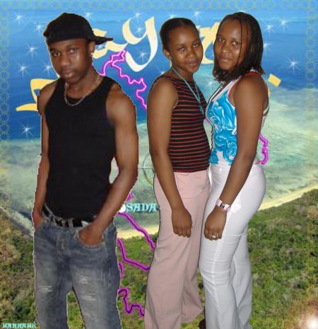 moi ma grande soeur AB et ma petite soeur SOIYA